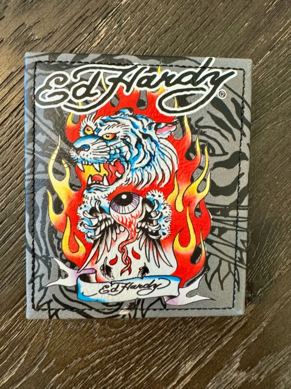 Ed Hardy Men’s Bifold Wallet & Valet Tray Set NEW IN BOX Black Panther.